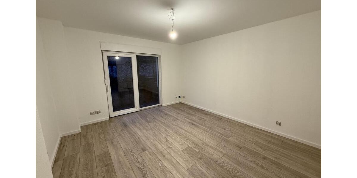 Erdgeschoßwohnung Hückeswagen - 3 Zimmer, 65 m&sup2;, 800&euro; | Angebot:24659837