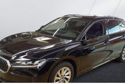 Skoda Superb 12.624 km 33.880 &euro; Frankfurt am Main 60326