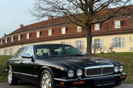 Jaguar Daimler 183.500 km 20.000 € Korntal-Münchingen 70825