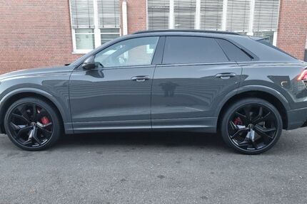 Audi RSQ8 80.000 km 81.600 &euro; Feldkirchen bei München 85622