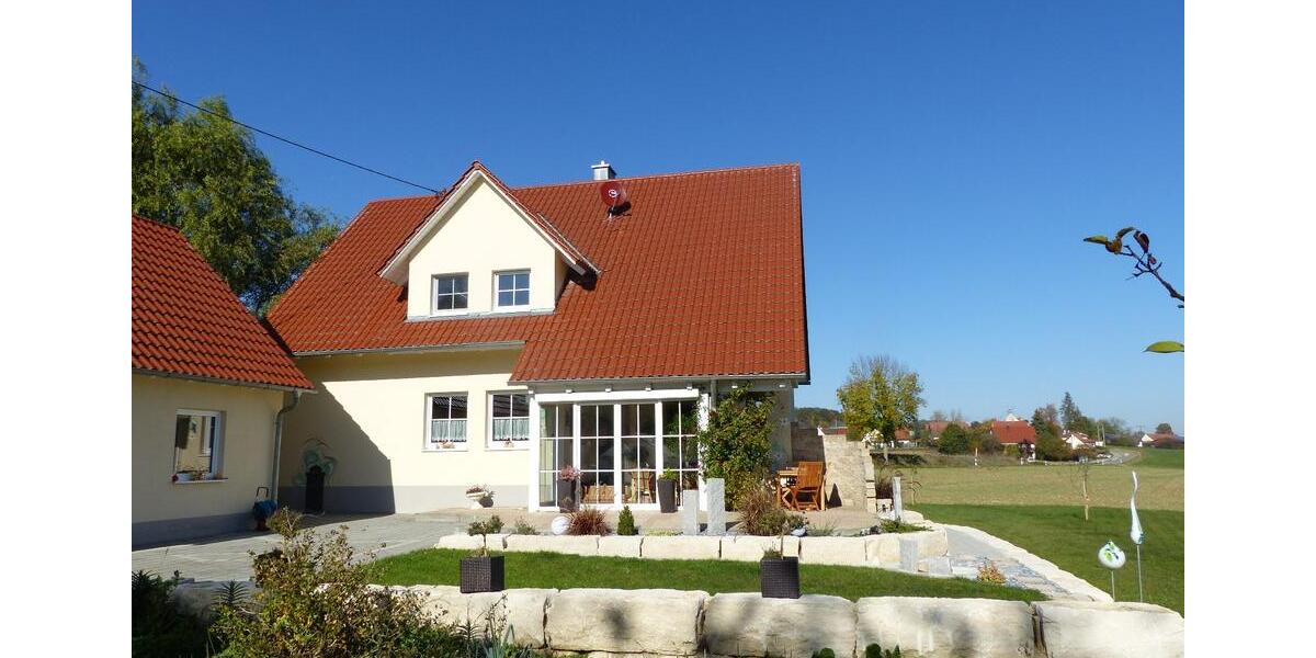Einfamilienhaus Biberbach - 5 Zimmer, 138 m&sup2;, 1.900&euro; | Angebot:26126444