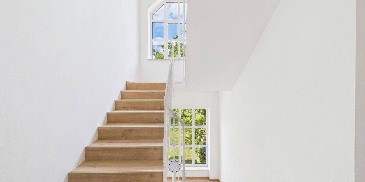 Einfamilienhaus Landshut Berg - 9 Zimmer, 230 m&sup2;, 995.000&euro; | Angebot:26798186