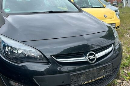 Opel Astra 88.000 km 2.999 &euro; Braunschweig 38102