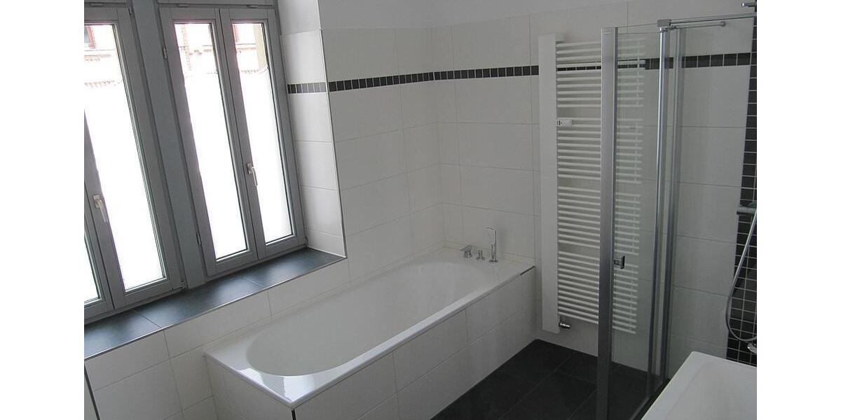 Etagenwohnung Markneukirchen - 5 Zimmer, 139 m&sup2;, 1.100&euro; | Angebot:25487030
