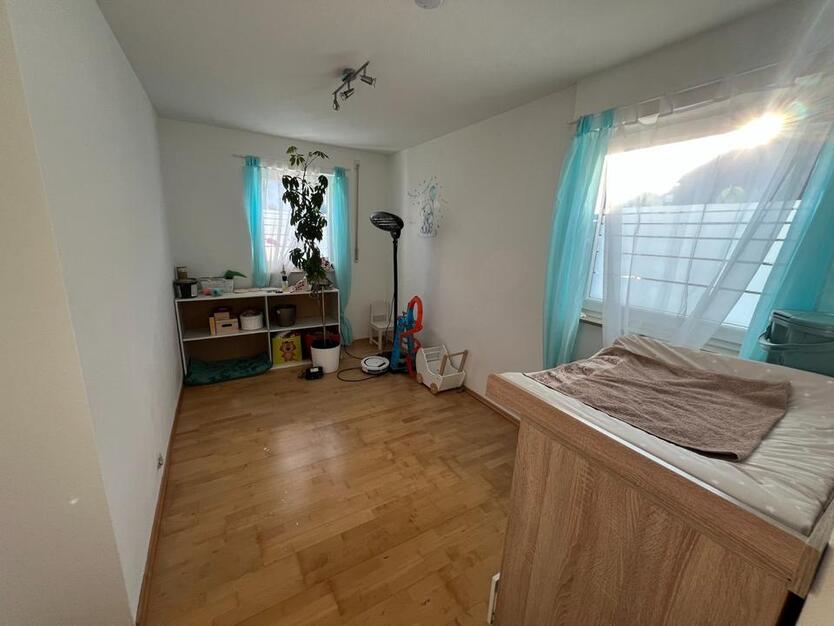 Doppelhaushälfte mit Sauna, Whirlpool & PV-Anlage zu vermieten