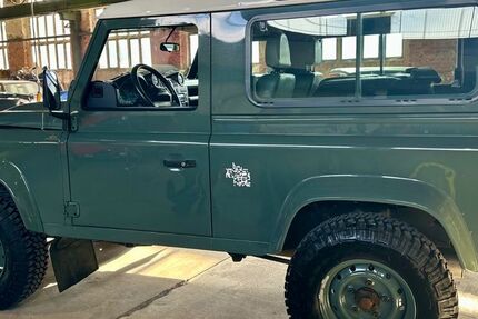 Land Rover Defender 181.000 km 39.999 &euro; Rudolstadt 07407