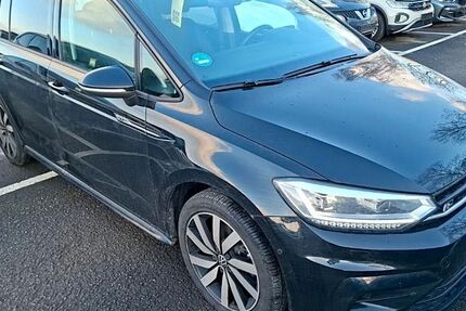 VW Touran 24.990 km 34.999 &euro; Arzfeld 54687