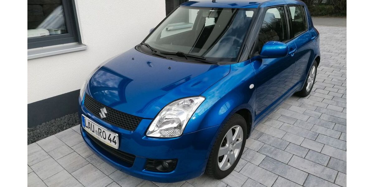 Suzuki Swift 149.000 km 5.800 &euro; Velden 92135