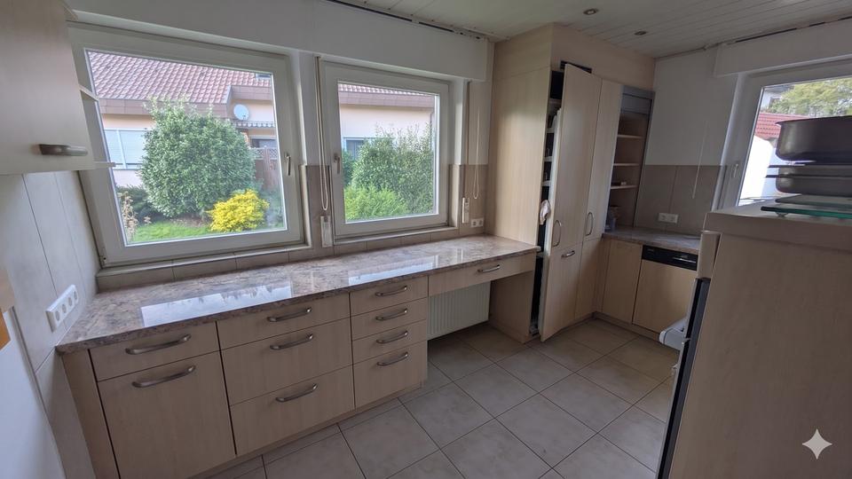 Erdgeschoßwohnung Backnang - 2.5 Zimmer, 72 m&sup2;, 700&euro; | Angebot:26276835