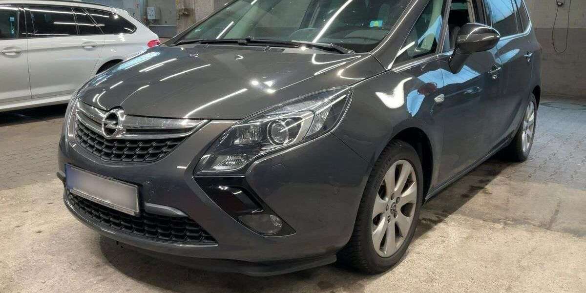 Opel Zafira 134.000 km 8.990 &euro; Frankfurt 65933