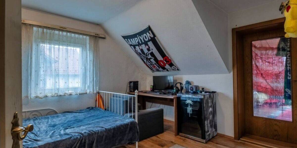 Doppelhaushälfte Wallersdorf - 5 Zimmer, 133 m&sup2;, 160.000&euro; | Angebot:26741961
