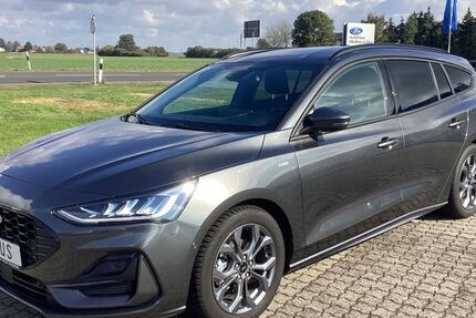 Ford Focus 12.500 km 23.990 € Delitzsch 04509