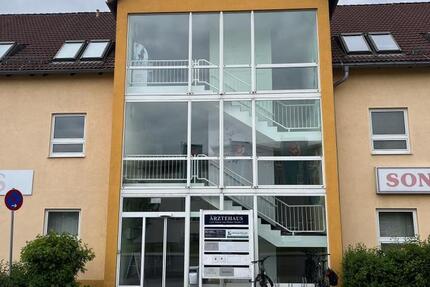 Eindrucksvolle und gepflegte Praxis mit Möblierung im Ärztehaus Bischofswerda! zimmer