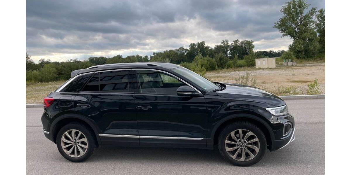 VW T-Roc 45.000 km 25.900 &euro; Unterschleißheim 85716