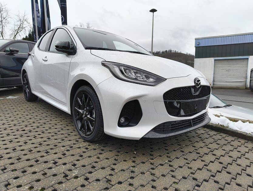 Mazda 2 Hybrid 1.544 km 26.590 € Meschede 59872