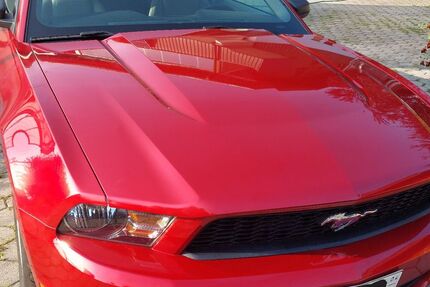 Ford Mustang 75.700 km 14.400 &euro; Polling 82398