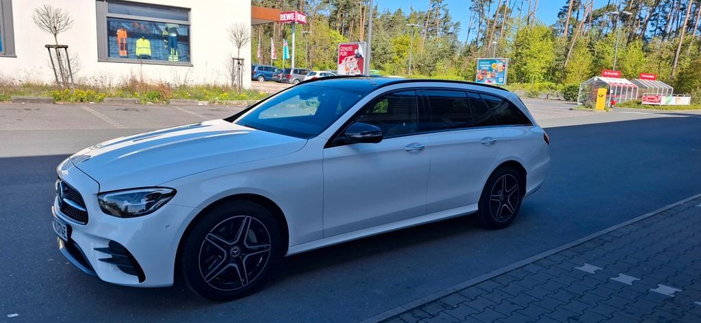 Mercedes-Benz E 300 135.000 km 29.950 € Röttenbach 91341