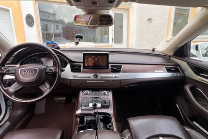 Audi A8 388.000 km 15.000 &euro; München 80802