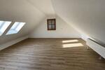 Dachgeschoßwohnung Gunzenhausen - 2.5 Zimmer, 77 m&sup2;, 655&euro; | Angebot:26670280