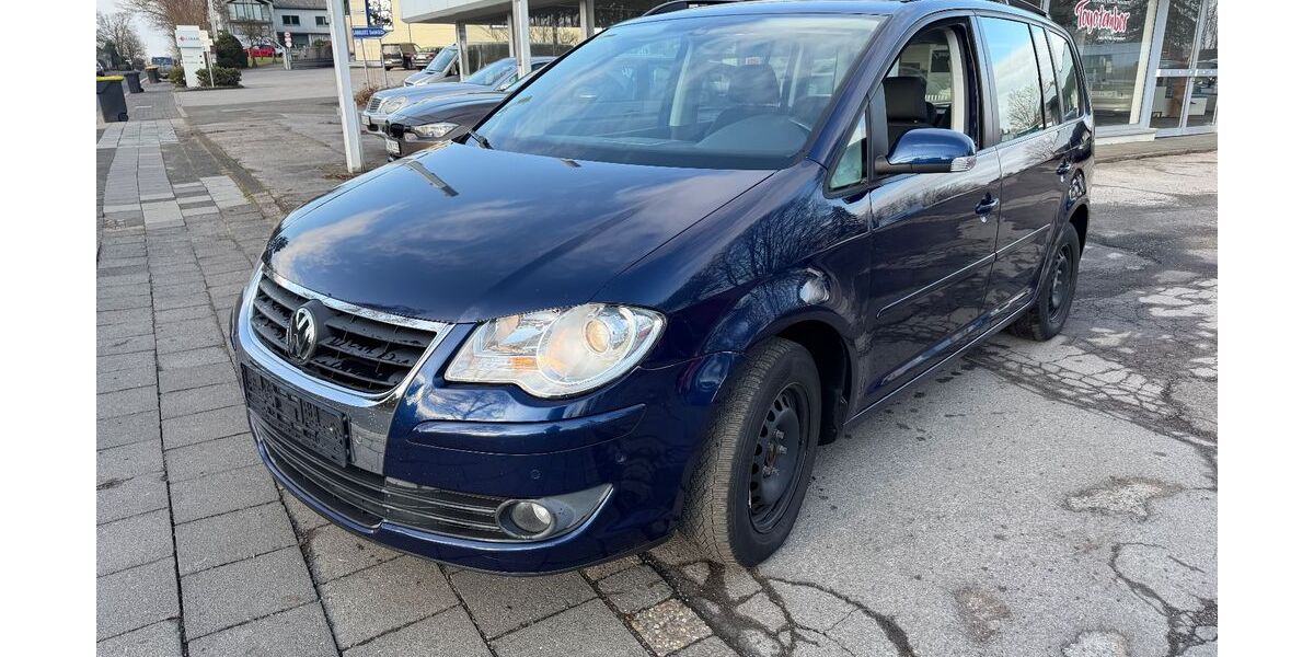 VW Touran 94.000 km 5.490 &euro; Halver 58553