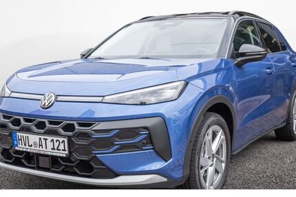 VW T-Roc 9.880 km 33.880 &euro; Brandenburg 14772