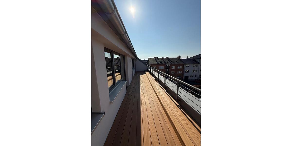 Dachgeschoßwohnung Euskirchen - 3 Zimmer, 131 m&sup2;, 1.375&euro; | Angebot:26618141