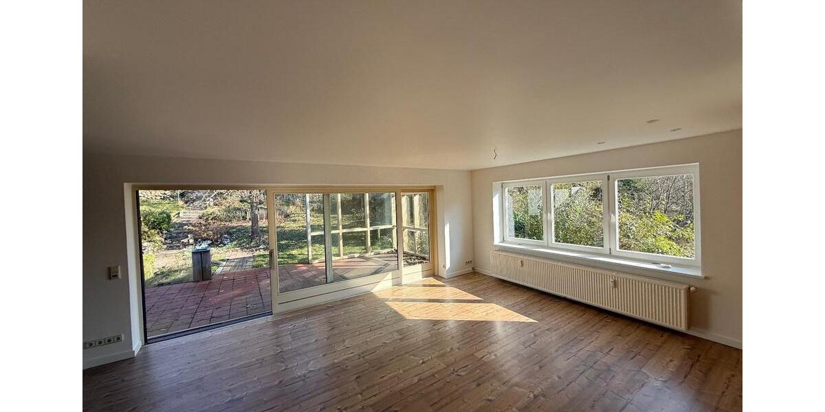 Etagenwohnung Flensburg - 5 Zimmer, 136 m&sup2;, 1.285&euro; | Angebot:25384721