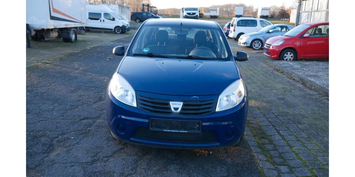 Dacia Sandero 179.000 km 1.599 &euro; Braunschweig 38122