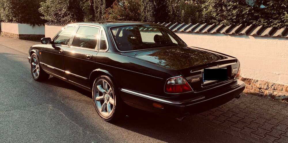 Jaguar XJ 246.854 km 9.800 &euro; Hachenburg, Stadt 57627