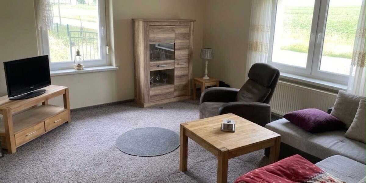 19 km bis Prenzlau – Vollsanierte DHH (2005) in Werbelow auf 1.510 m² Grundstück mit großem Garten ! - Doppelhaushälfte Uckerland / Werbelow Werbelow | Angebot:26996857