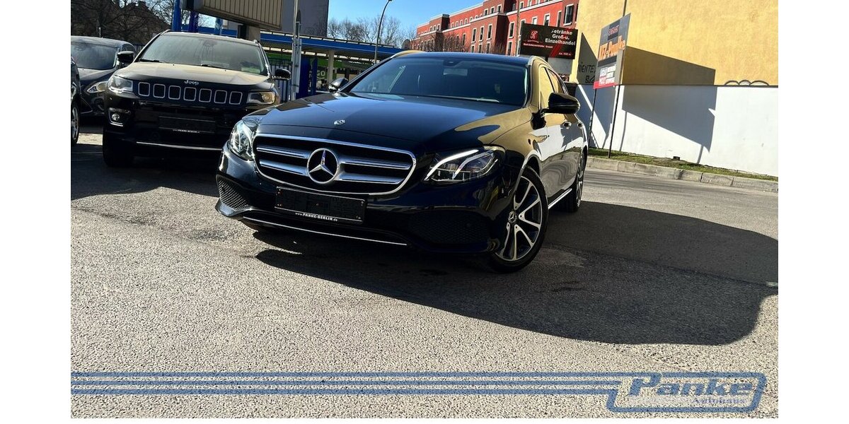 Mercedes-Benz E 200 T-Modell 9G*LED*RFK*NAV*SHZ*Ambient*TotW* 61.566 km 24.990 &euro; Berlin 13187