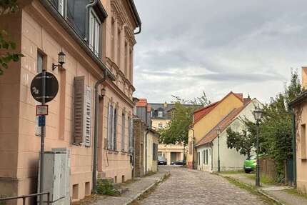 Haus Werder - 7 Zimmer, 326 m&sup2;, 1.350.000&euro; | Angebot:26261578