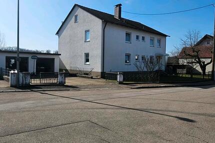 Haus Neuburg an der Donau - 8 Zimmer, 212 m&sup2;, 890.000&euro; | Angebot:26566222