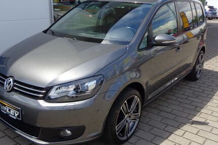 VW Touran 144.683 km 12.900 &euro; Aulendorf 88326