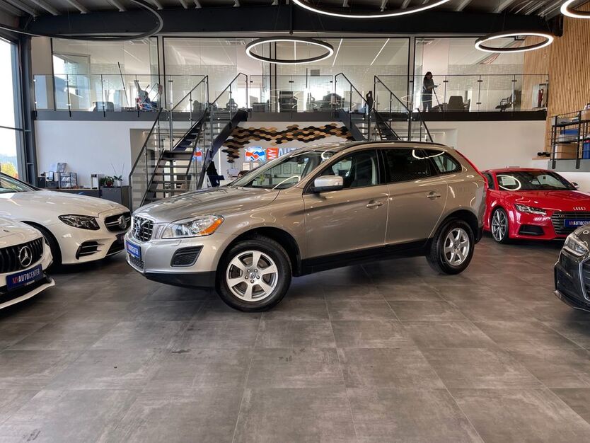 Volvo XC60 113.000 km 12.990 € Pfaffenhofen 85276