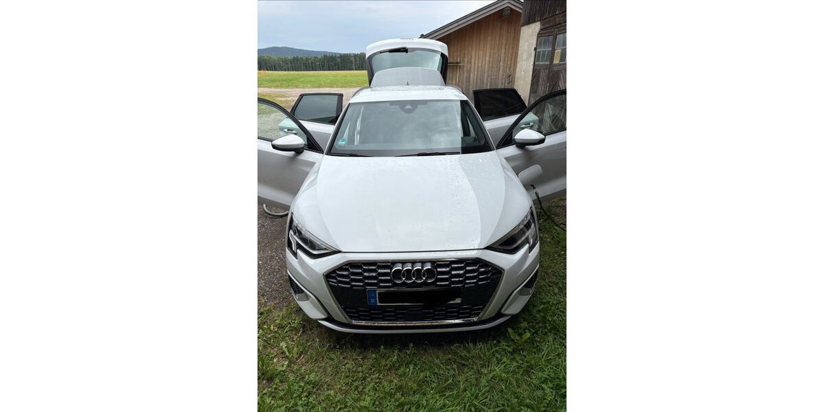 Audi A3 53.000 km 23.499 &euro; Holzkirchen 83607