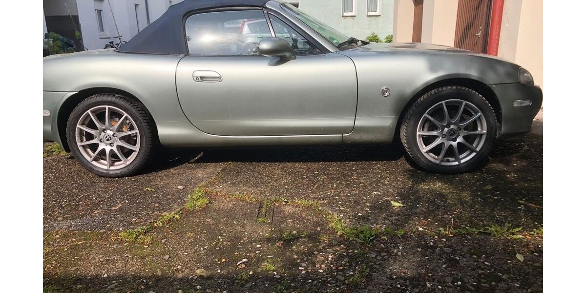 Mazda MX-5 152.000 km 12.000 &euro; Leverkusen 51371