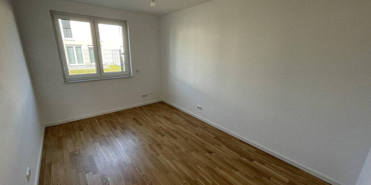 Doppelhaushälfte Schöneiche bei Berlin - 6 Zimmer, 140 m&sup2;, 1.950&euro; | Angebot:25910518