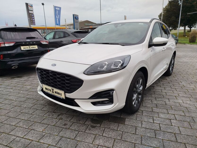 Ford Kuga 26.147 km 25.420 € Aspach 71546
