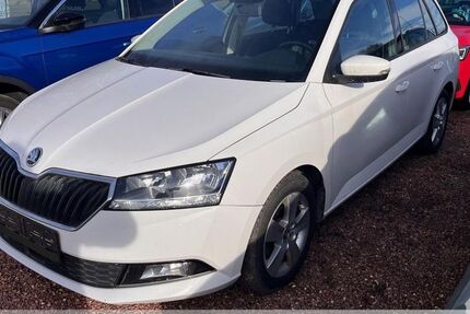 Skoda Fabia 57.800 km 12.499 &euro; Chemnitz - Mittelbach 09224
