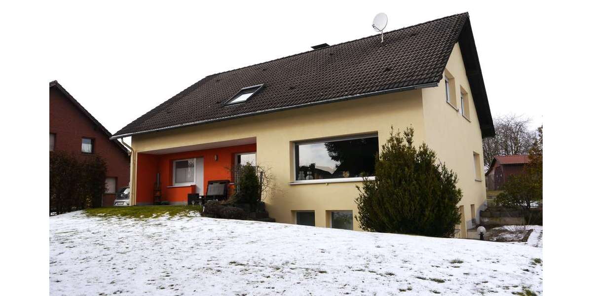 Einfamilienhaus Brilon - 10 Zimmer, 270 m&sup2;, 239.000&euro; | Angebot:25351407