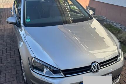 VW Golf 123.000 km 7.800 &euro; Bönen 59199