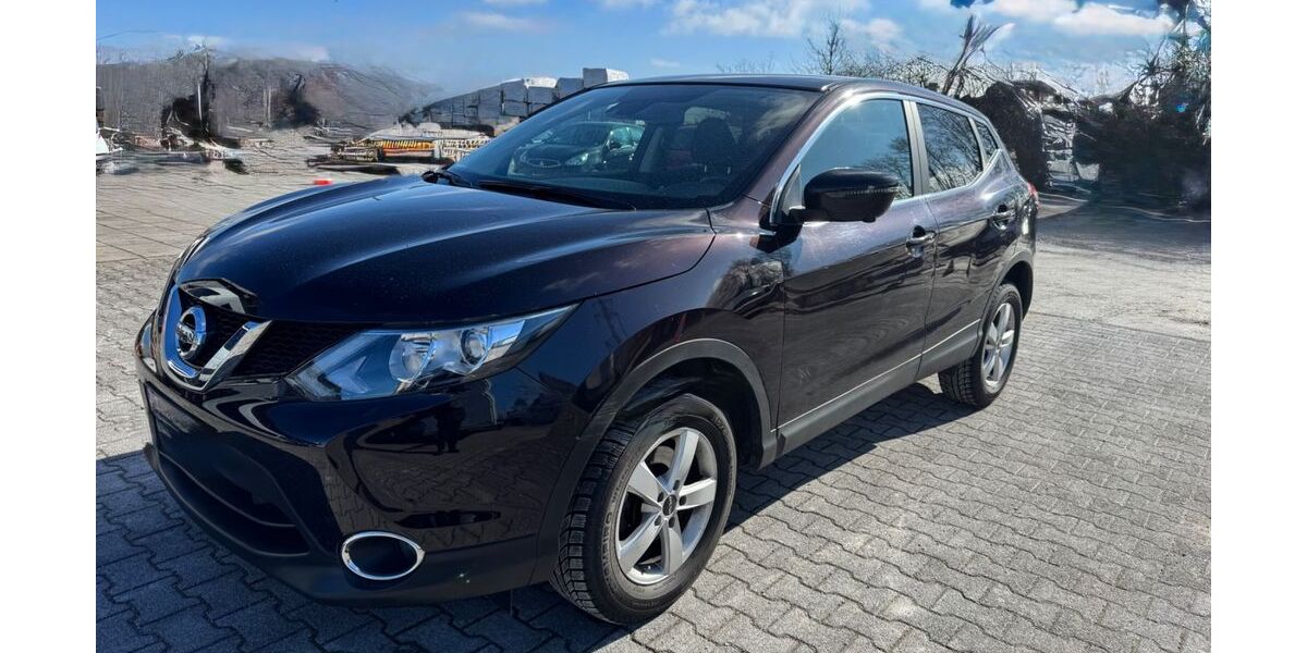 Nissan Qashqai 38.912 km 11.990 &euro; Oberhonnefeld 56587