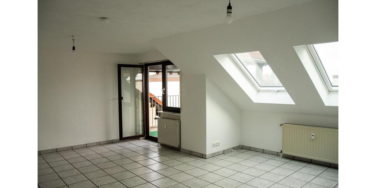 Dachgeschoßwohnung Kerpen Buir - 3 Zimmer, 93 m&sup2;, 1.050&euro; | Angebot:24805865