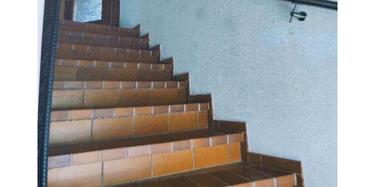 Einfamilienhaus Burbach - 9 Zimmer, 180 m&sup2;, 360.000&euro; | Angebot:26766273