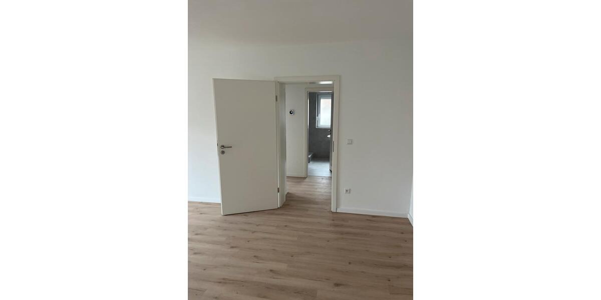 Erdgeschoßwohnung Mannheim Rheinau - 3 Zimmer, 75 m&sup2;, 1.300&euro; | Angebot:26025488