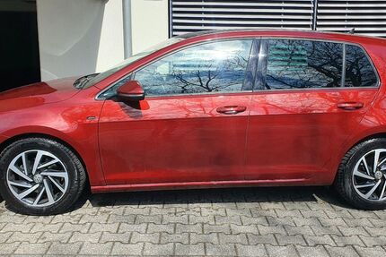 VW Golf 72.800 km 16.100 &euro; Siegen 57072