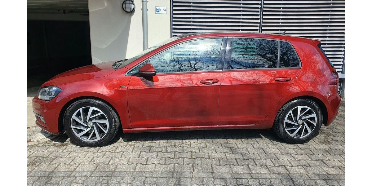 VW Golf 72.800 km 16.550 &euro; Siegen 57072