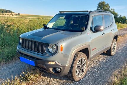 Jeep Renegade 202.513 km 9.000 &euro; Schwebheim 97525