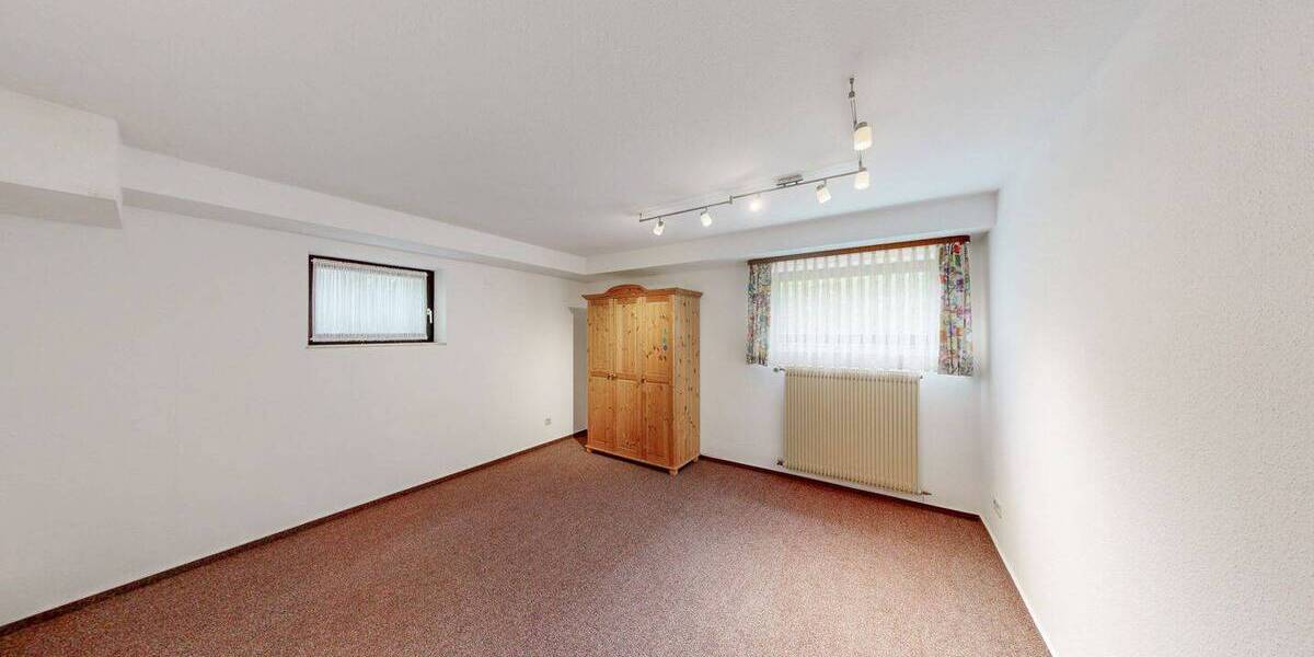 Einfamilienhaus Karlstadt - 9 Zimmer, 192 m&sup2;, 560.000&euro; | Angebot:25997016